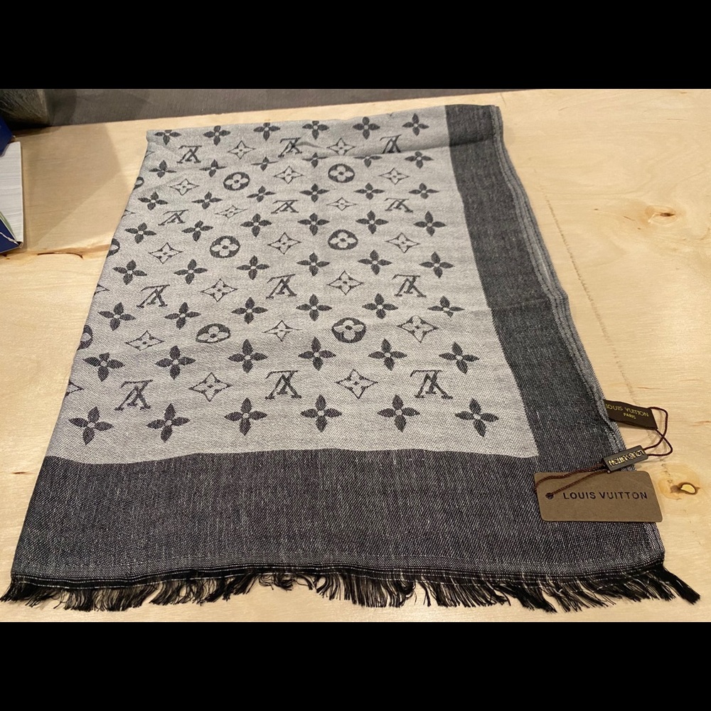 Louis Vuitton monogram scarf/pashmina